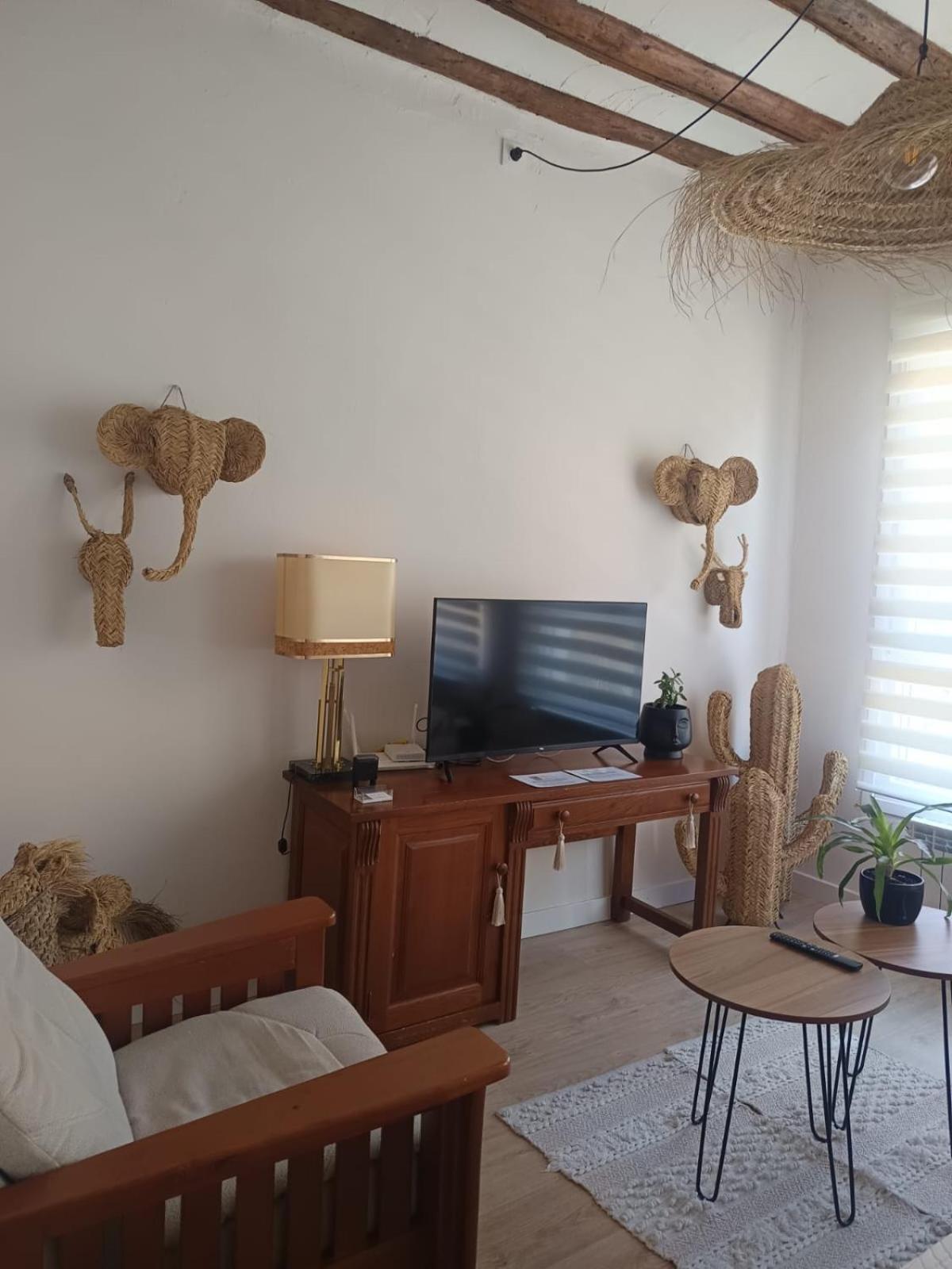 Apartamentos La Muralla Santo Domingo De La Calzada Eksteriør bilde