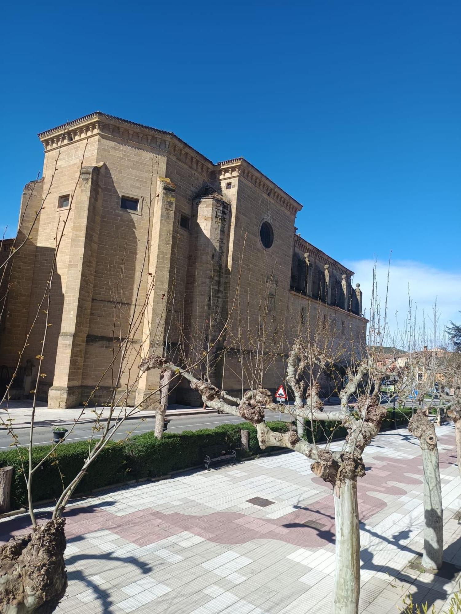 Apartamentos La Muralla Santo Domingo De La Calzada Eksteriør bilde